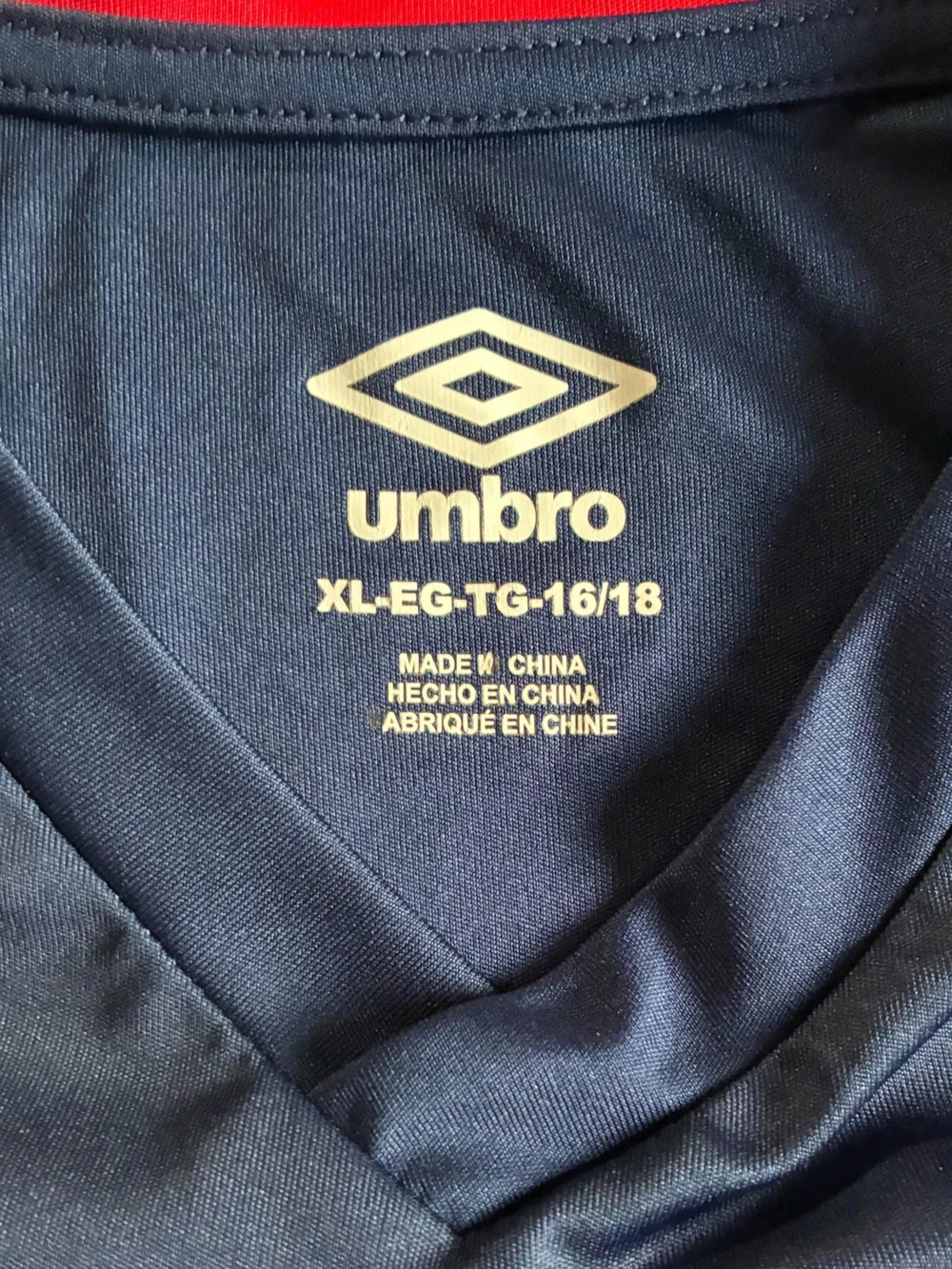 Umbro Kids Navy and Red USA Graphic Soccer Jersey XL Size (16-18)